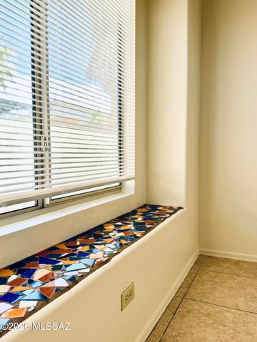 8980 E Marci Lynne Way, Tucson, AZ 85747