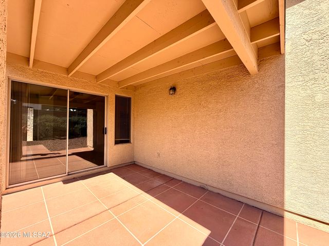 8980 E Marci Lynne Way, Tucson, AZ 85747