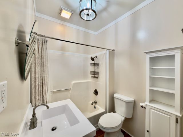 900 Phillips Street, Marietta, OH 45750