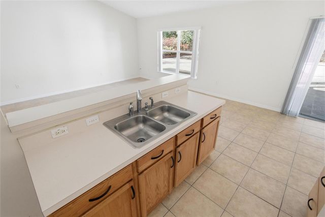 4 ROLLS ROYCE COURT S, Palm Coast, FL 32164