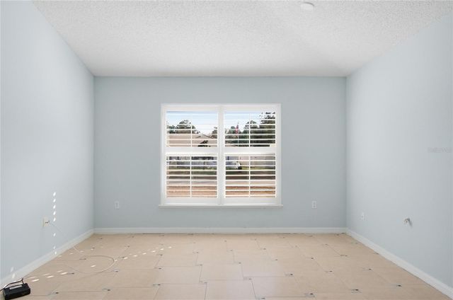 4 ROLLS ROYCE COURT S, Palm Coast, FL 32164