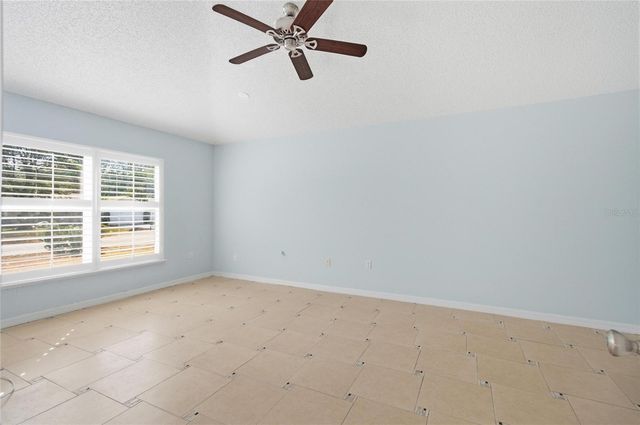 4 ROLLS ROYCE COURT S, Palm Coast, FL 32164