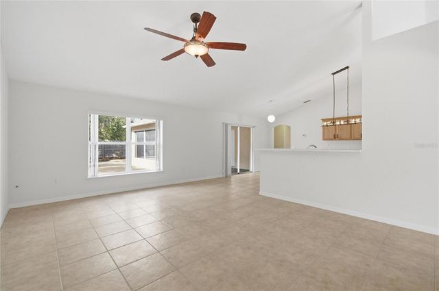 4 ROLLS ROYCE COURT S, Palm Coast, FL 32164