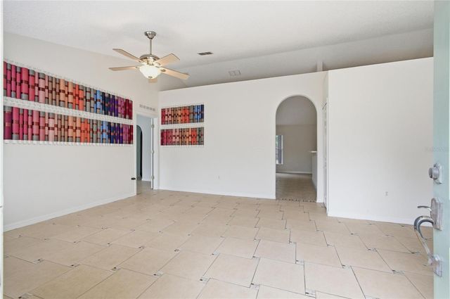 4 ROLLS ROYCE COURT S, Palm Coast, FL 32164