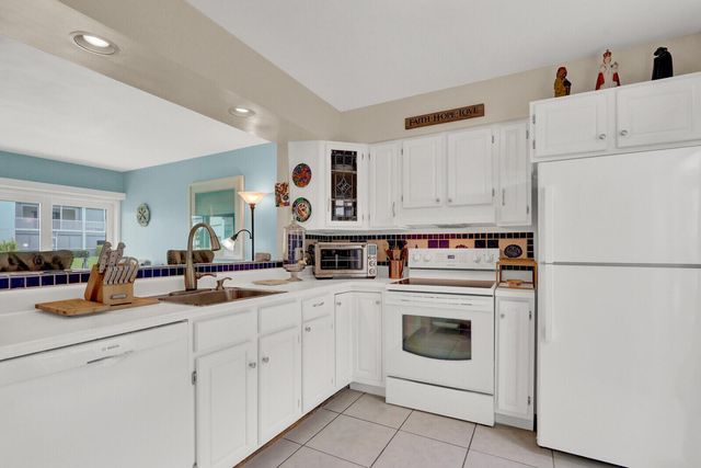 129 Lehane Terrace 133, North Palm Beach, FL 33408