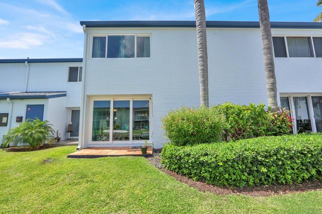 129 Lehane Terrace 133, North Palm Beach, FL 33408