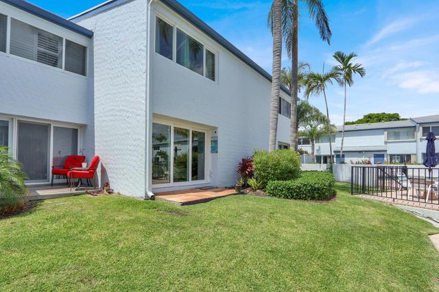 129 Lehane Terrace 133, North Palm Beach, FL 33408