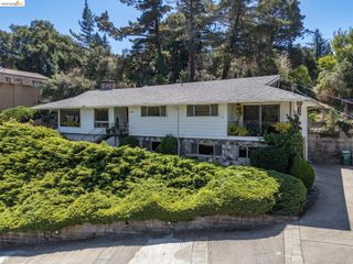 11233 Monan St, Oakland, CA 94605