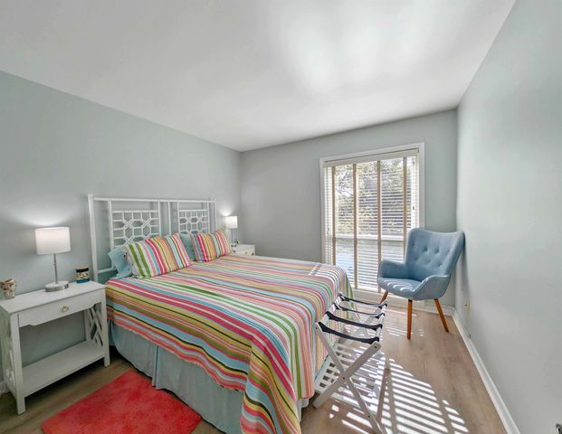 77 Salt Marsh Cir Unit 18E, Pawleys Island, SC 29585