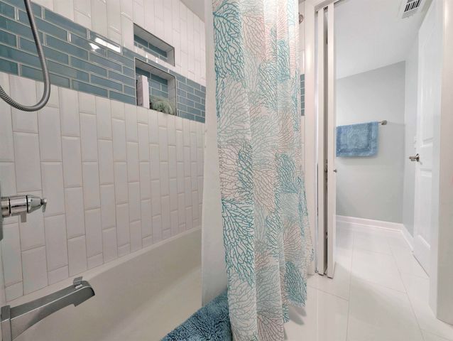 77 Salt Marsh Cir Unit 18E, Pawleys Island, SC 29585