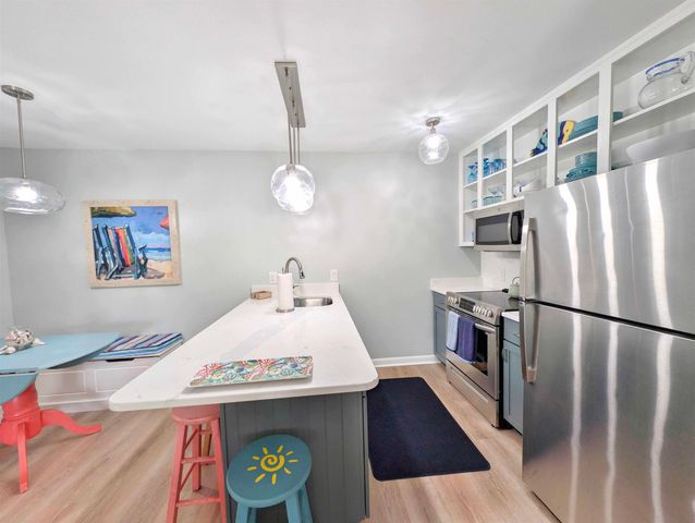 77 Salt Marsh Cir Unit 18E, Pawleys Island, SC 29585