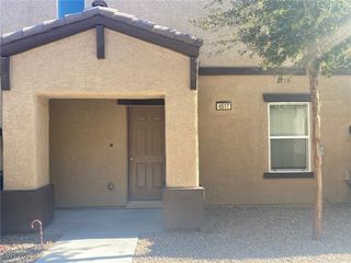 4517 Dover Straight Street, Las Vegas, NV 89115