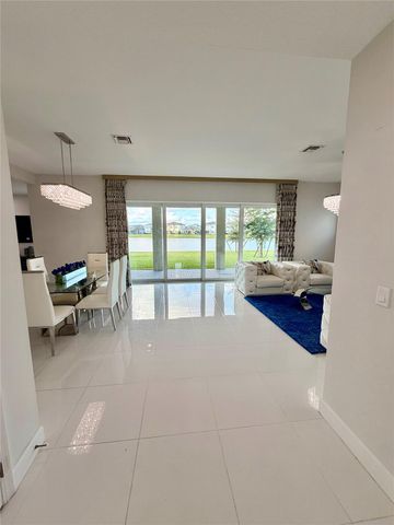 15131 Courtland Ct, Loxahatchee, FL 33470