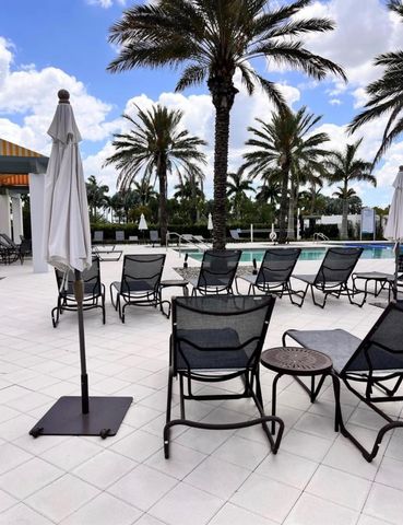 15131 Courtland Ct, Loxahatchee, FL 33470