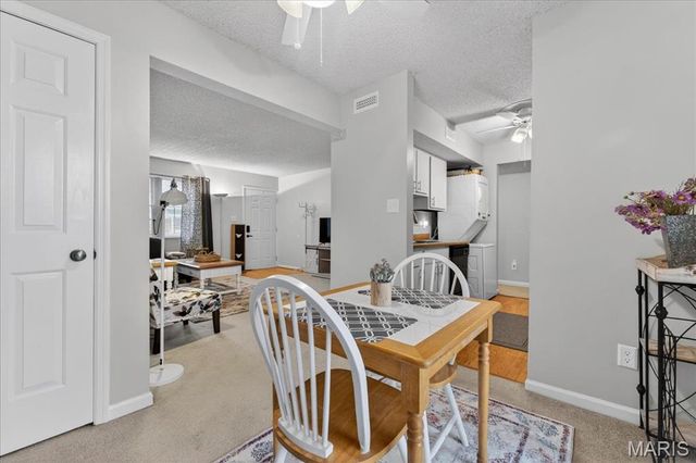 1518 Swallow Drive, St Louis, MO 63144