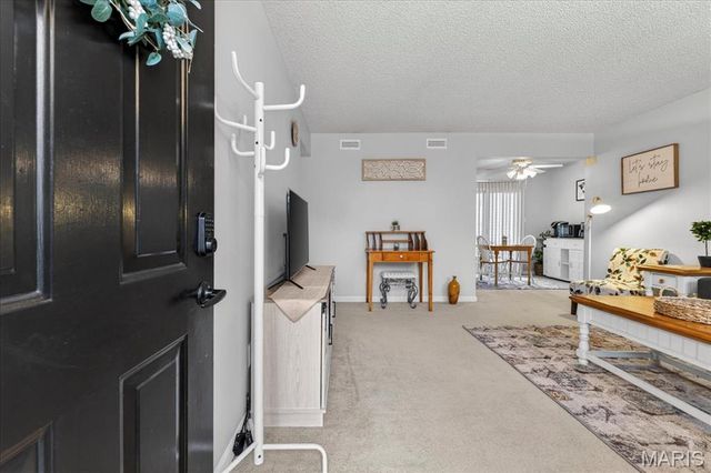 1518 Swallow Drive, St Louis, MO 63144