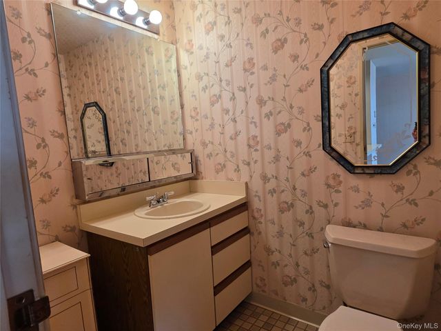 2 Park Place B1B, Newburgh, NY 12550