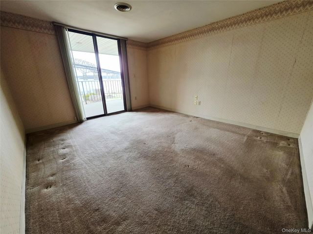 2 Park Place B1B, Newburgh, NY 12550