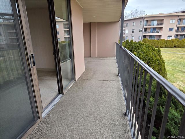 2 Park Place B1B, Newburgh, NY 12550