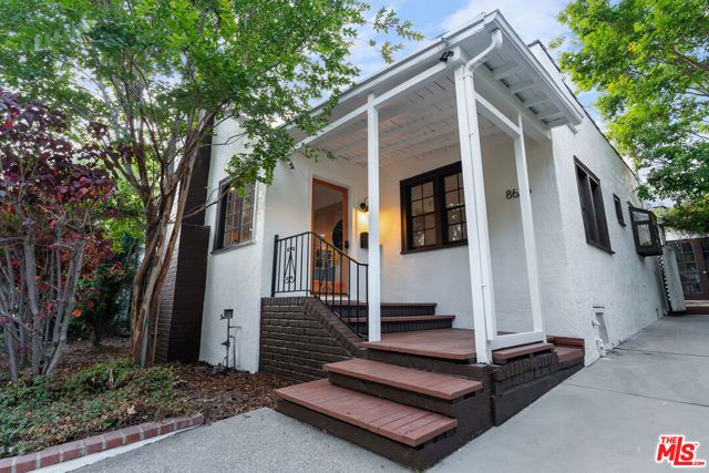 8625 Rugby Drive, West Hollywood, CA 90069