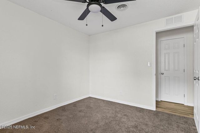 11073 V C JOHNSON Road, Jacksonville, FL 32218