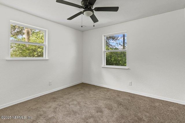 11073 V C JOHNSON Road, Jacksonville, FL 32218