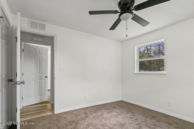 11073 V C JOHNSON Road, Jacksonville, FL 32218