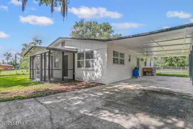 11073 V C JOHNSON Road, Jacksonville, FL 32218