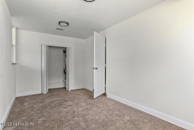 11073 V C JOHNSON Road, Jacksonville, FL 32218