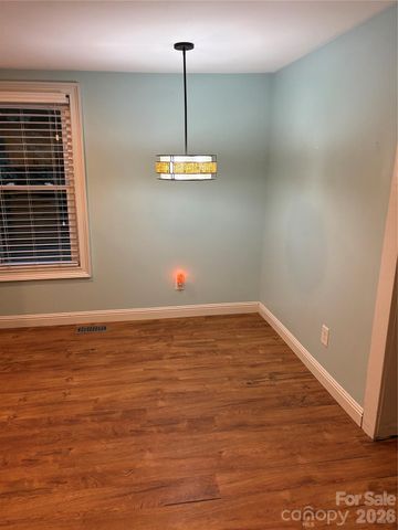 125 Lane Street, Morganton, NC 28655