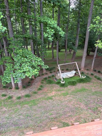 125 Lane Street, Morganton, NC 28655