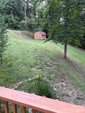 125 Lane Street, Morganton, NC 28655