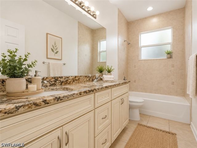 1440 16th AVE NE, Naples, FL 34120
