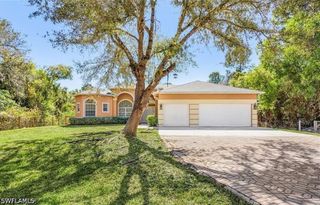1440 16th AVE NE, Naples, FL 34120