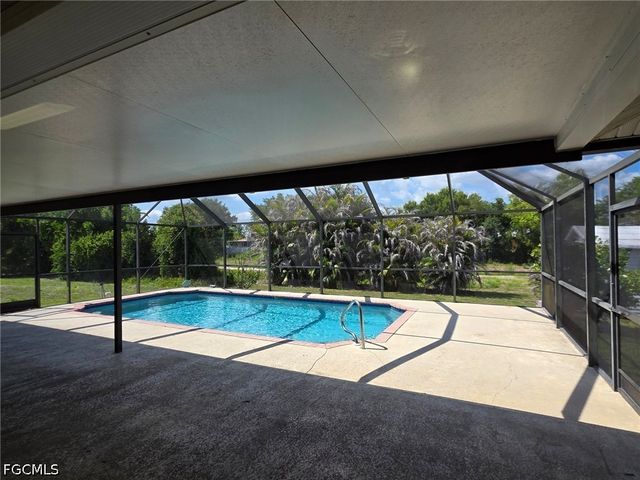 3732 16th ST W, Lehigh Acres, FL 33971