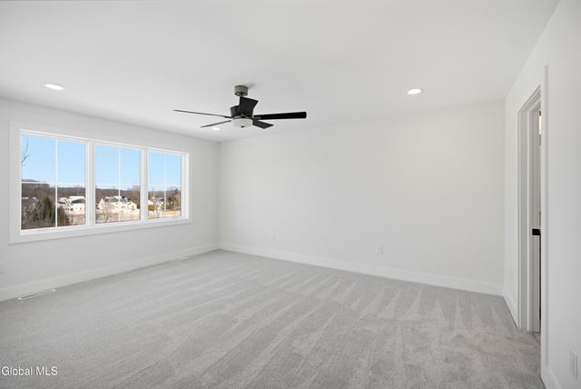 3 Welding Way, Colonie, NY 12047