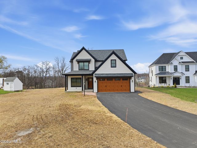 3 Welding Way, Colonie, NY 12047