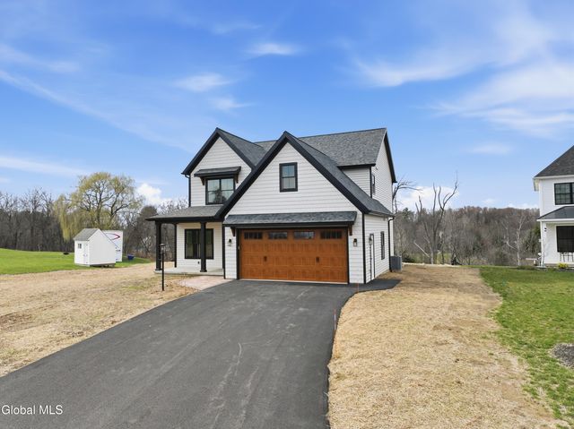 3 Welding Way, Colonie, NY 12047