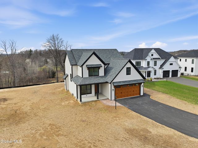 3 Welding Way, Colonie, NY 12047