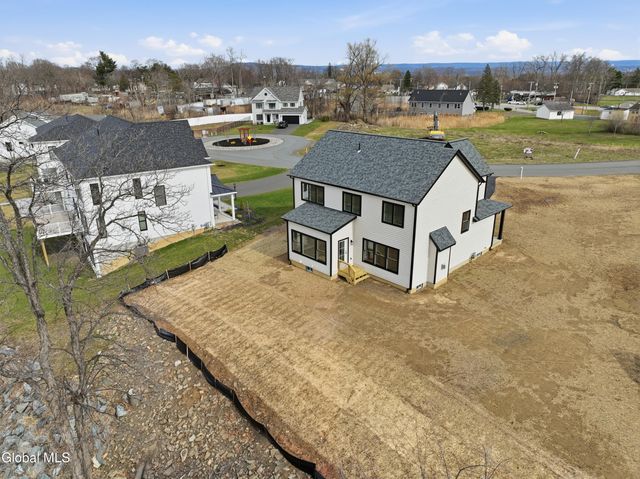 3 Welding Way, Colonie, NY 12047