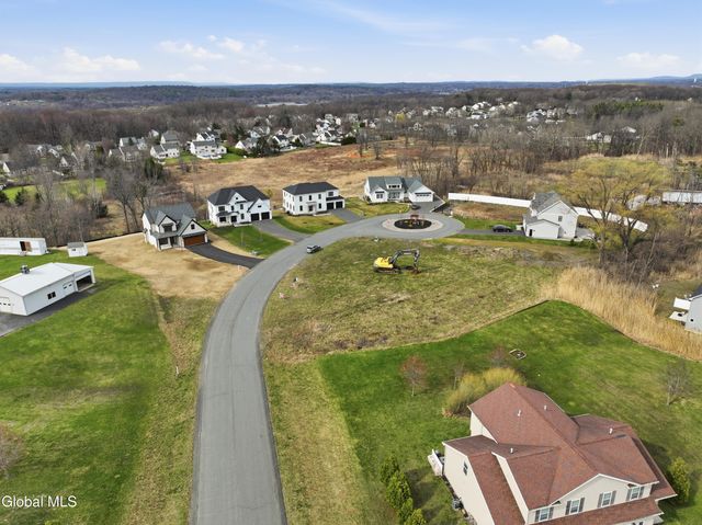 3 Welding Way, Colonie, NY 12047