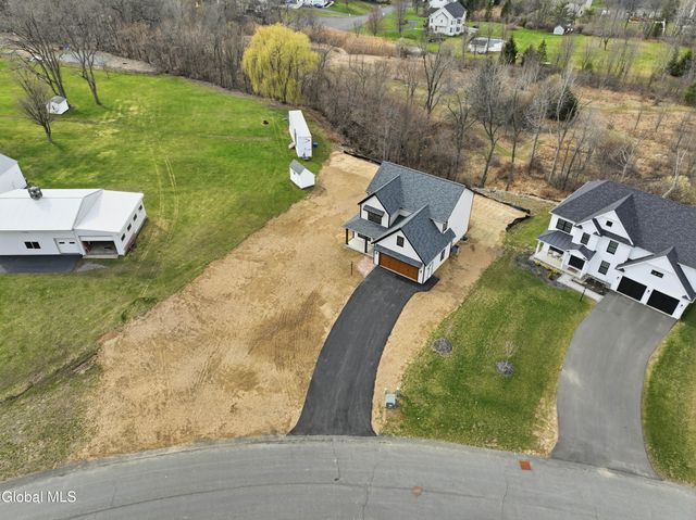 3 Welding Way, Colonie, NY 12047