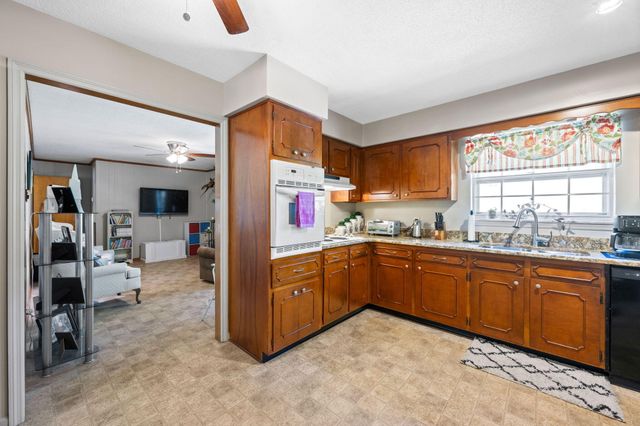 5023 Delashmitt Road, Hixson, TN 37343