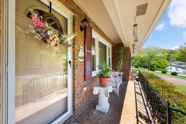 5023 Delashmitt Road, Hixson, TN 37343