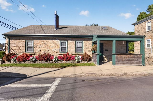 1478 Locust St, Fall River, MA 02723
