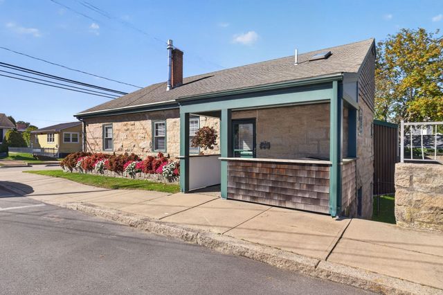 1478 Locust St, Fall River, MA 02723