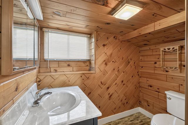 1478 Locust St, Fall River, MA 02723