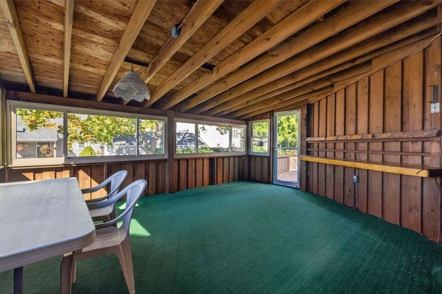 1478 Locust St, Fall River, MA 02723