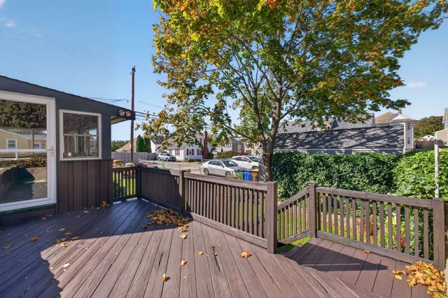 1478 Locust St, Fall River, MA 02723