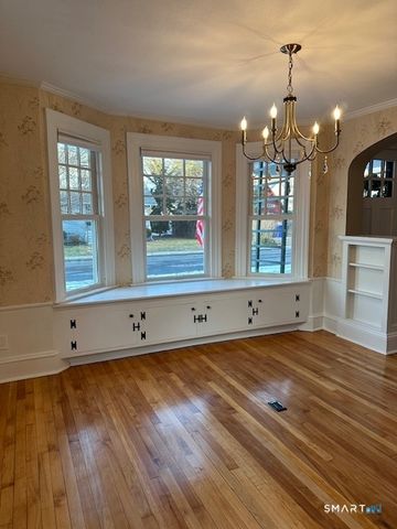 1 Fernwood Street, Wethersfield, CT 06109